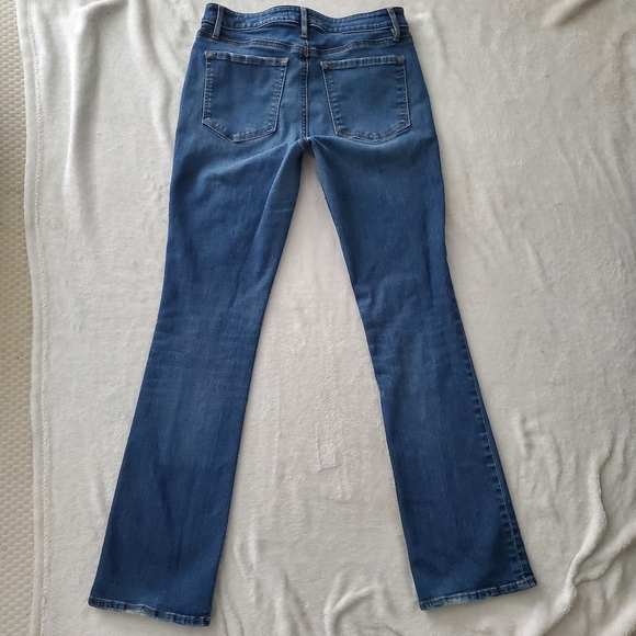 Ann Taylor Loft Medium Wash Straight Leg Slight Bootcut Blue Jeans Women's 6 28 - Picture 2 of 6